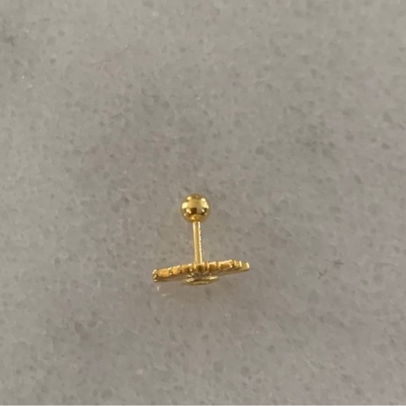 18K Gold Sun Burst Crystal Cartilage Earring Brand New - Picture 4 of 4